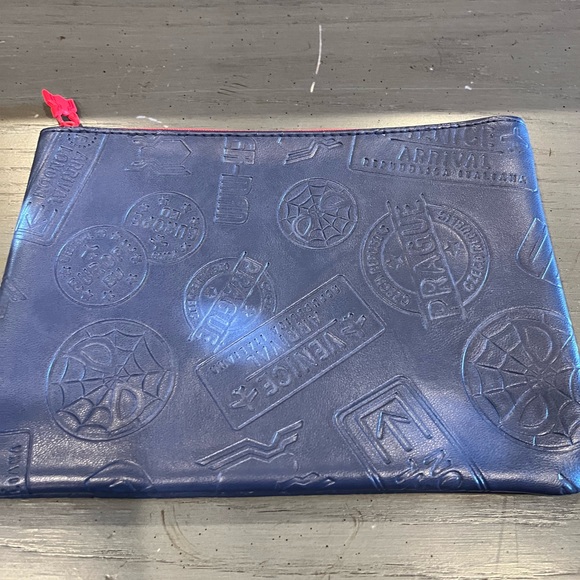 Marvel Spider-Man Travel Navy Blue Red Cosmetic Pouch Bag - Picture 3 of 12